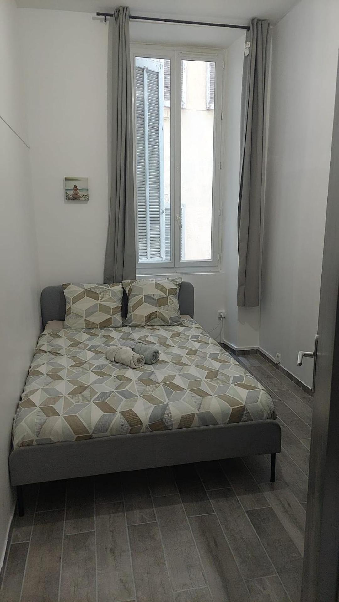 L'haussmannien 65, 4 Chambres, 10 Couchages Apartment Marseilles